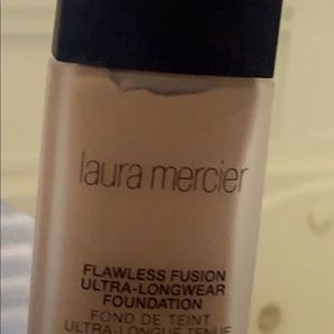 Laura mercier Flawless Fusion Foundation